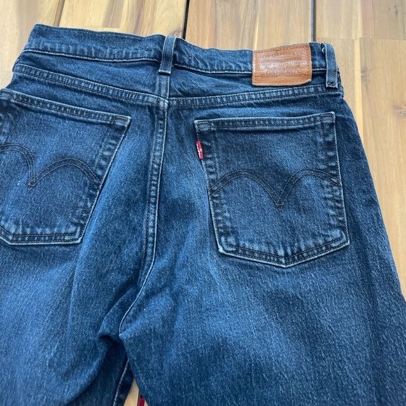 Levis Premium Denim Womens The Wedgie Blue Jeans Size 27 - Picture 4 of 5